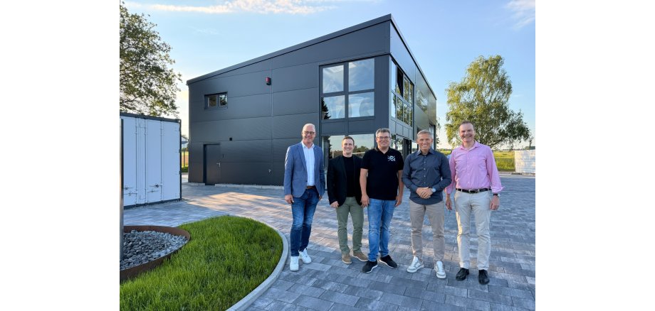 Einweihung neue Ausstellungs- und Werkstatthalle bei Höhn Auto und Motorrad Spesbach